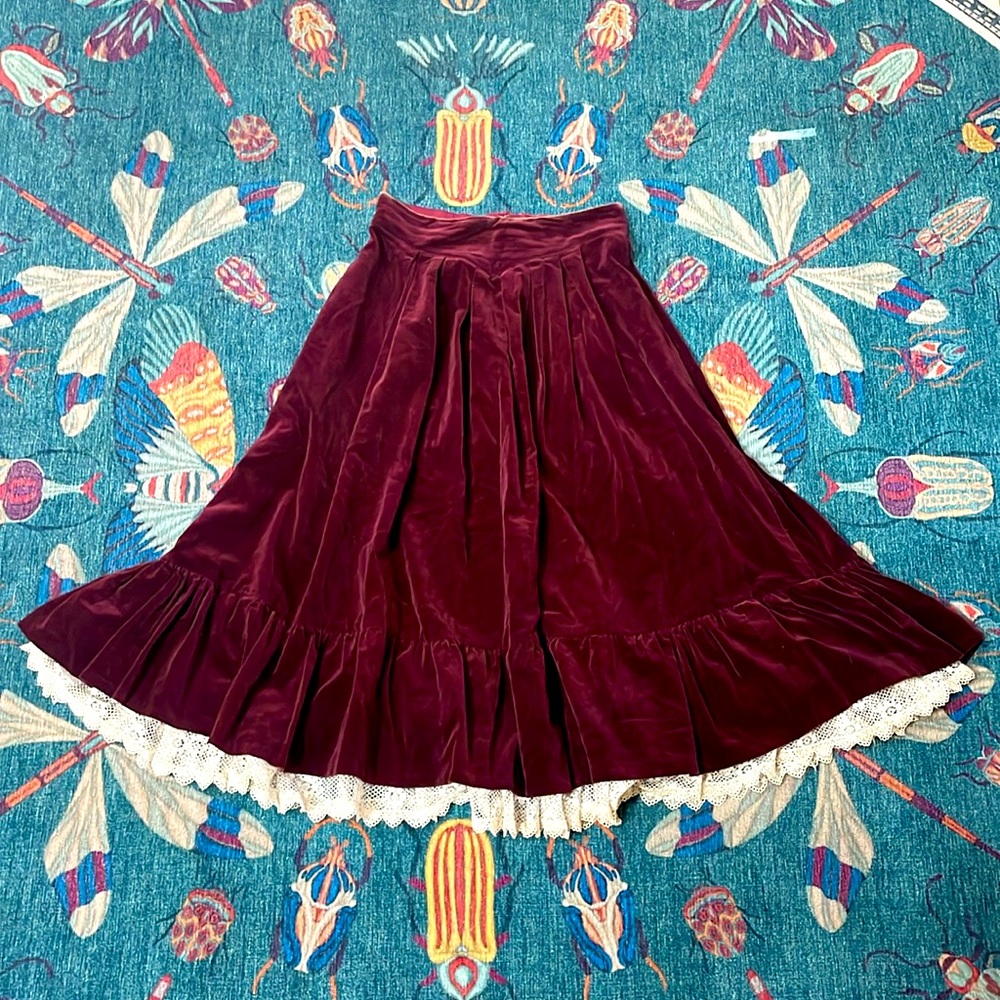 Stunning Merlot velvet Vintage Gunne Sax midi skirt 9 S